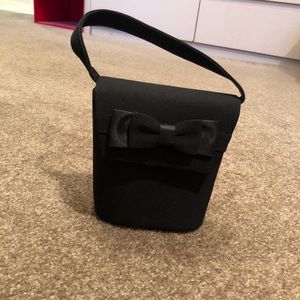 Vanessa Paris New York London Bucket Bag